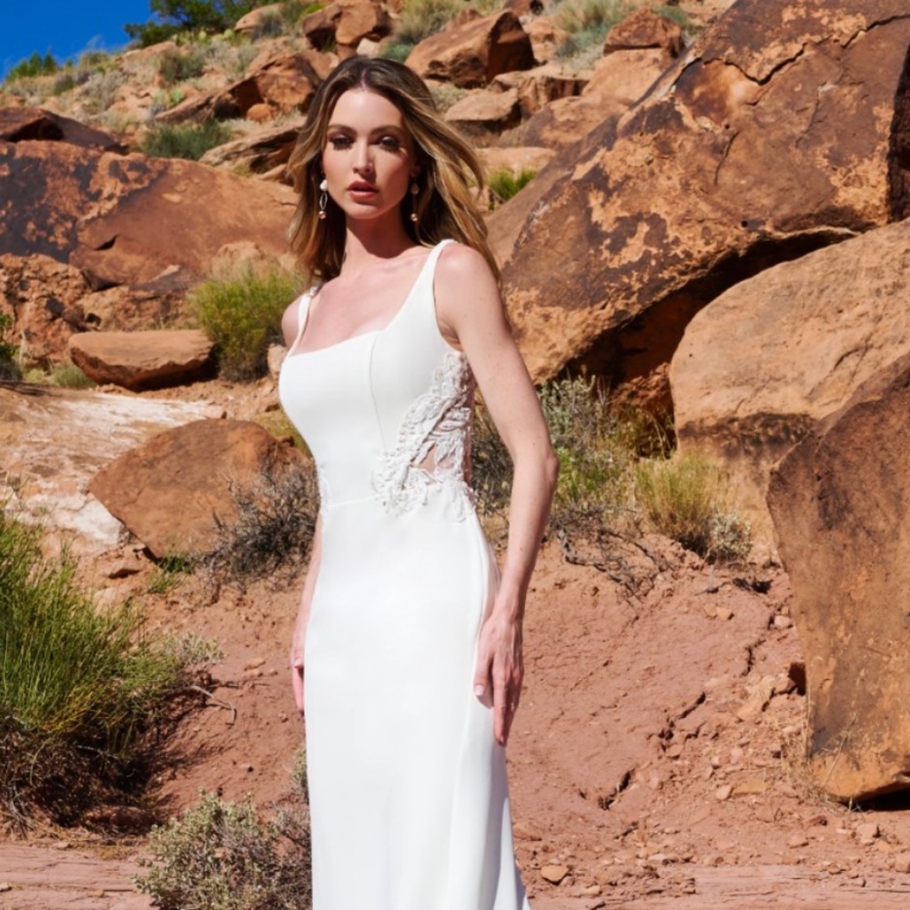 LizLuo Bridal